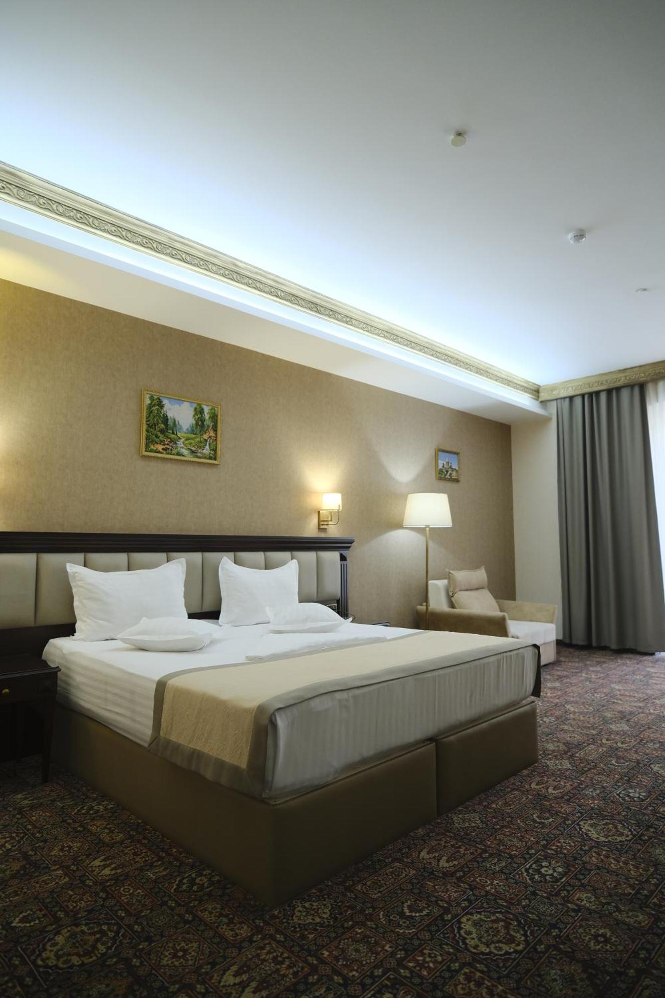 Konyak Hotel Jereván Kültér fotó