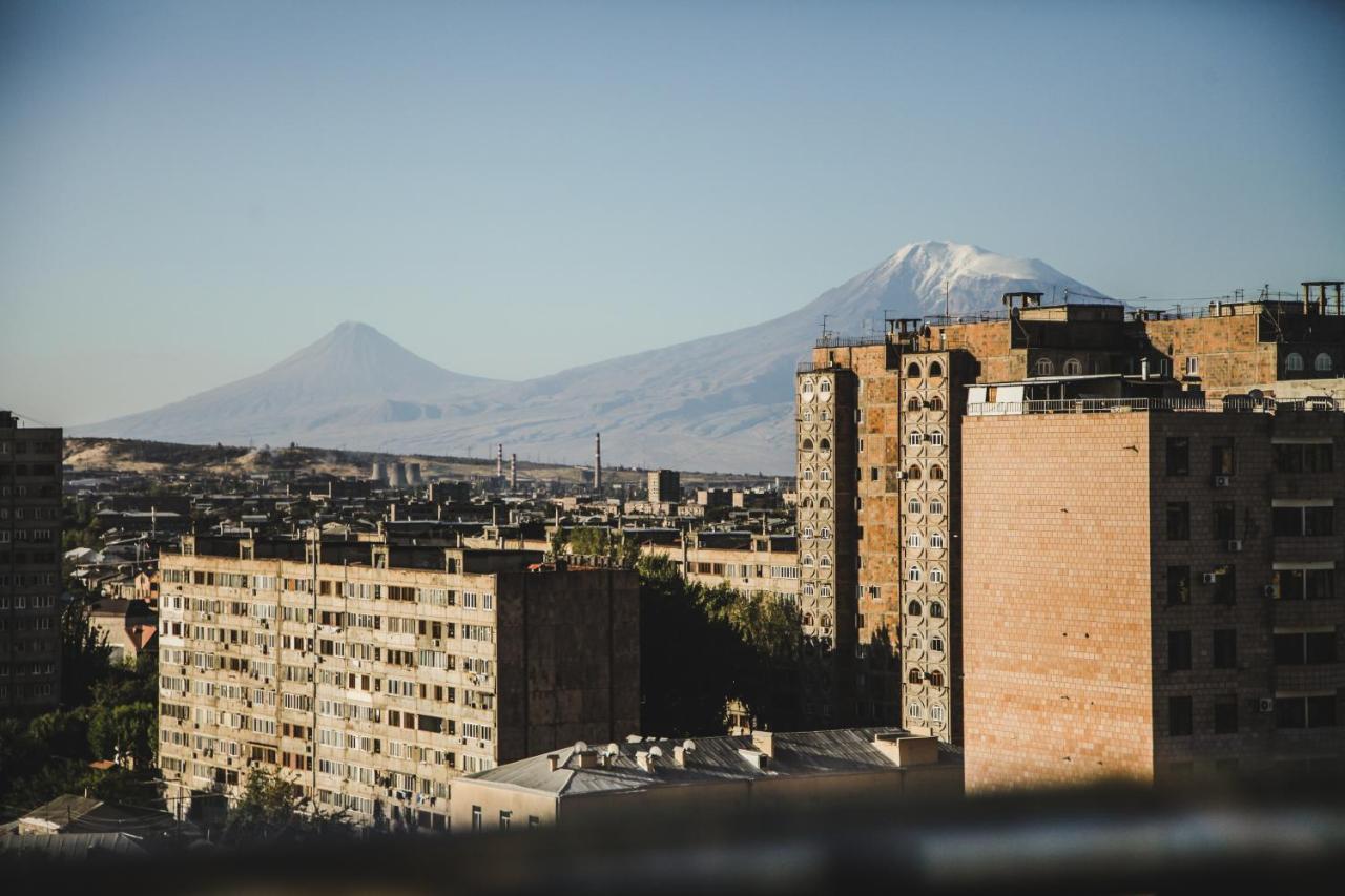 Konyak Hotel Jereván Kültér fotó